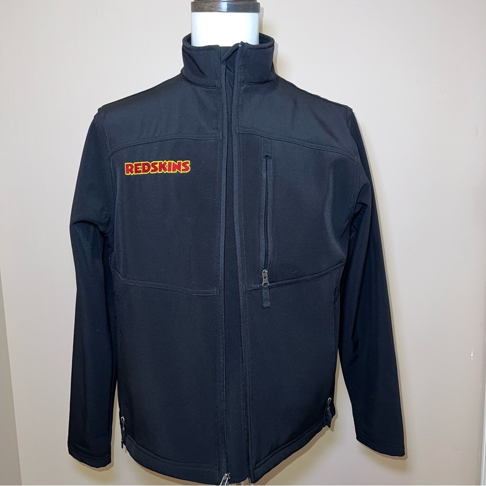 Washington Redskins Unisex Black Zip Up Jacket Embroidered Redskins Logo. Size S